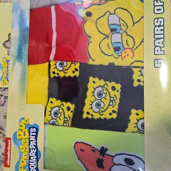 SpongeBob SquarePants Adult Crew Socks 5 Pair Gift Set Fits Size 6-12 - Picture 3 of 6